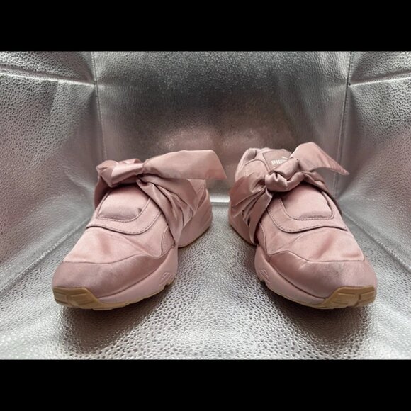 Size 7.5 - PUMA Fenty x Bow Pink W Rihanna Sneakers - Picture 4 of 10